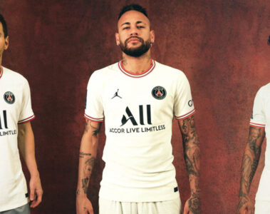 Maglia PSG 2018-2019 con l'energia del Parco dei Principi