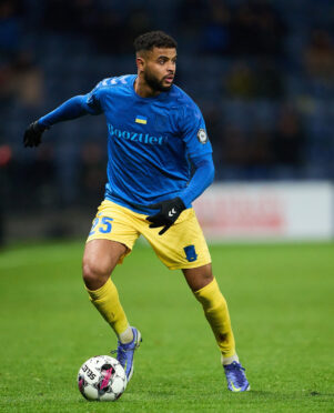 I colori dell'Ucraina sulla divisa del Brondby