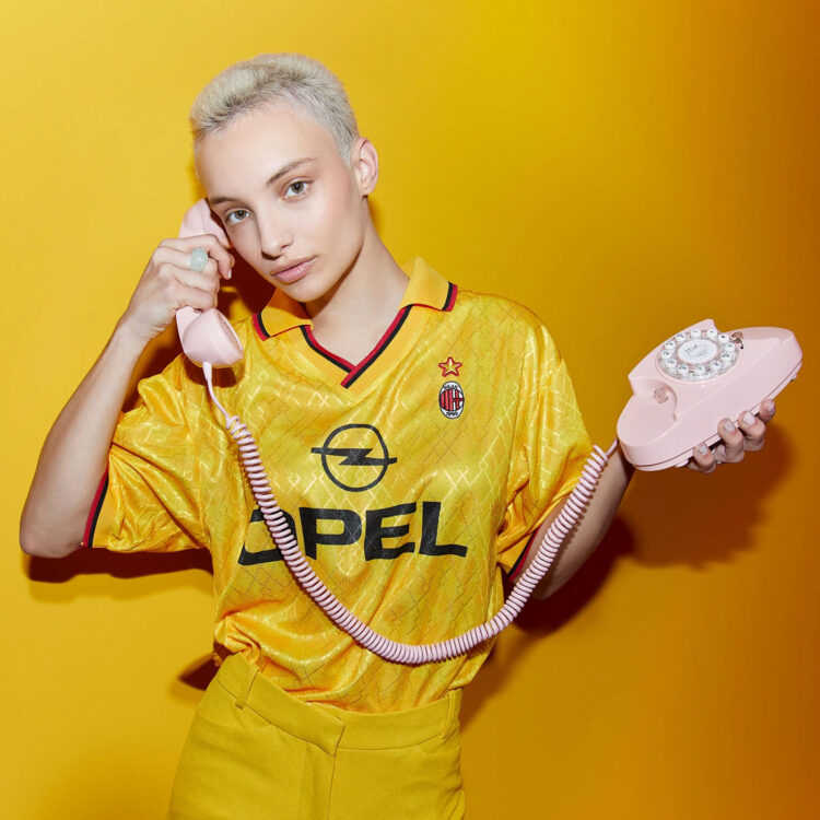 Terza maglia Milan 1995-96 gialla