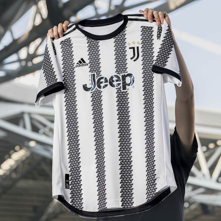 Divisa Juventus 2022-2023 Adidas