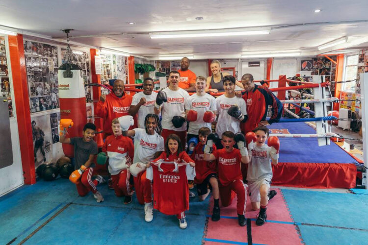 Arsenal comunità locale pugilato