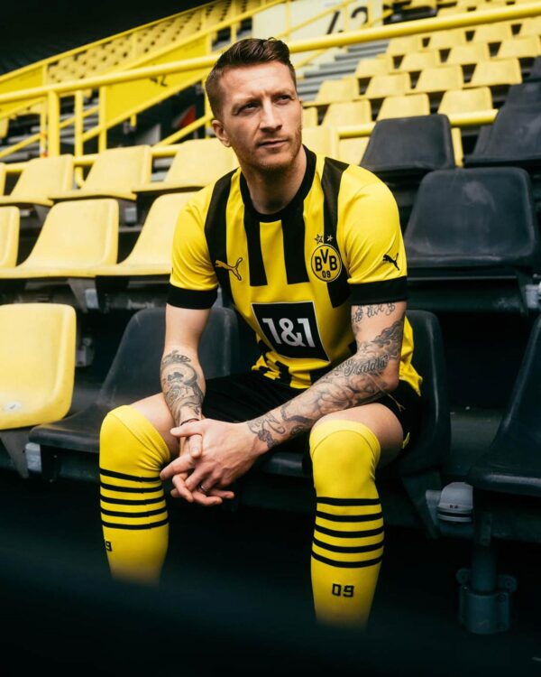 Kit Borussia Dortmund 2022-2023