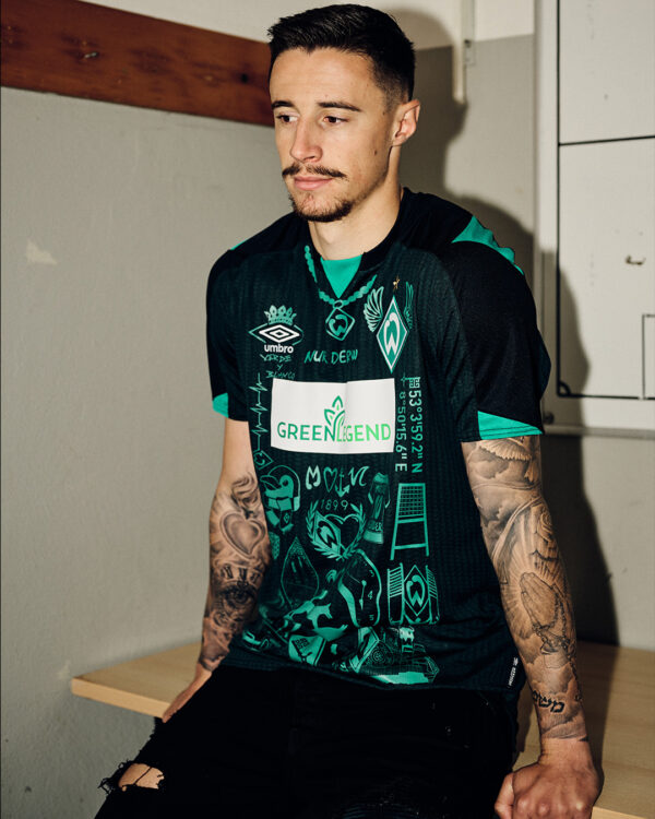 Maglia speciale Werder Brema-Umbro tatuaggi