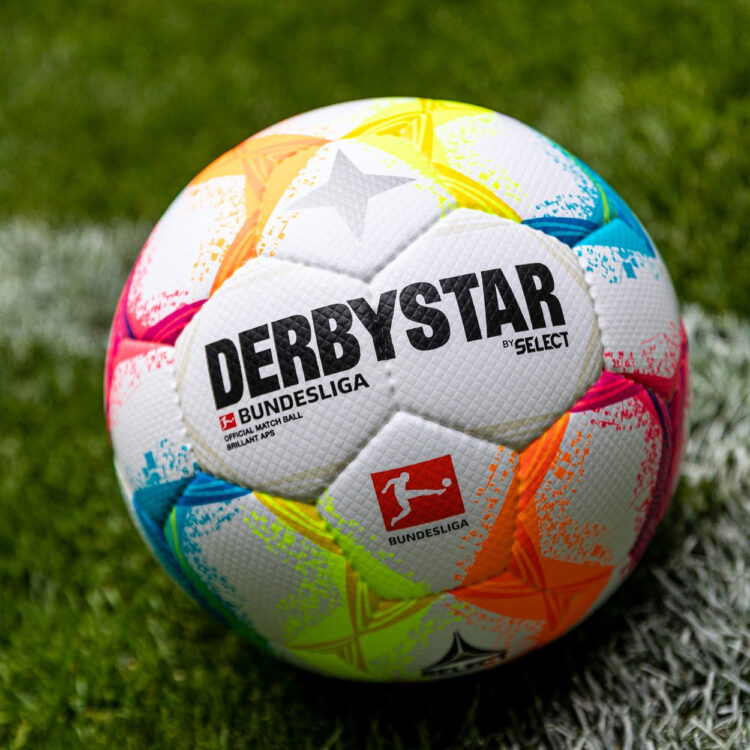 Derbystar Bundesliga ball 2022-2023
