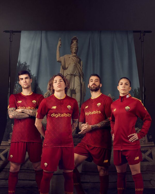 Presentazione kit Roma 2022-2023