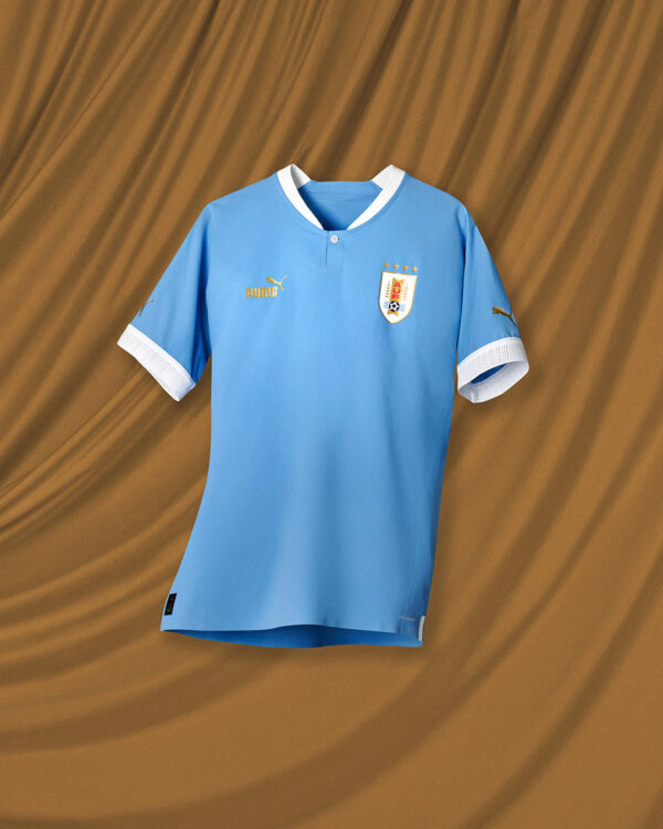 La maglia dell'Uruguay per i Mondiali 2022