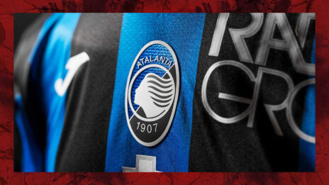 Lo stemma della Dea sulla maglia dell'Atalanta