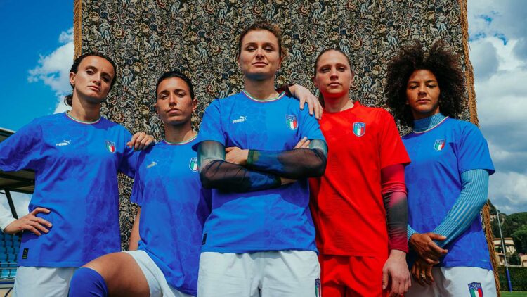 La maglia dell'Italia Puma 2022 donne