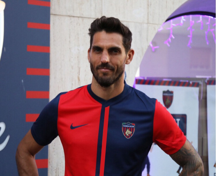 Maglia del cosenza hotsell