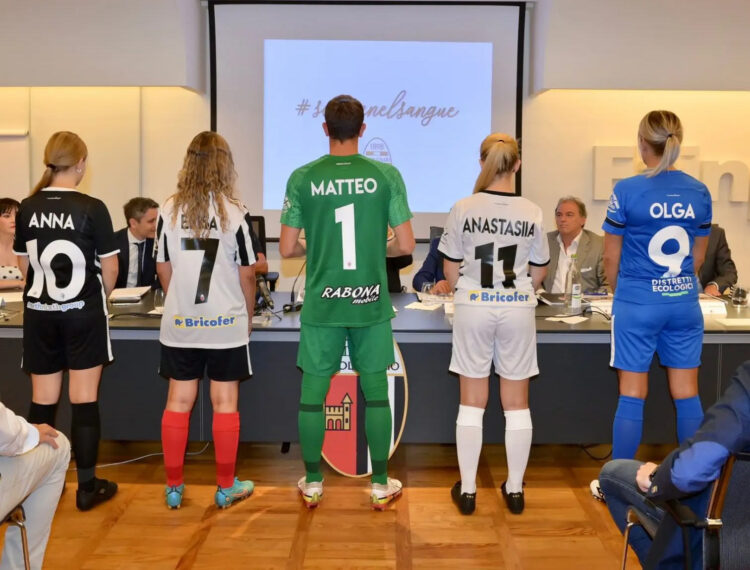 Font divise Ascoli Nike 2022-2023 Serie B