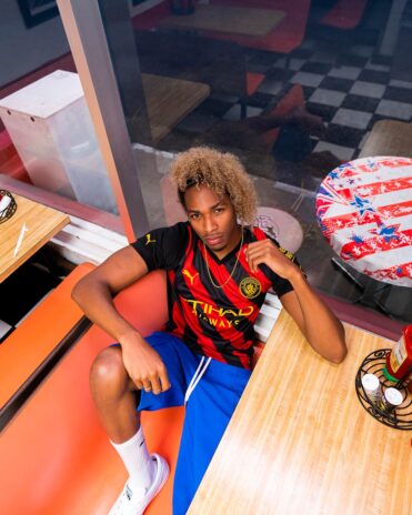 Kit away Manchester City 2022-2023