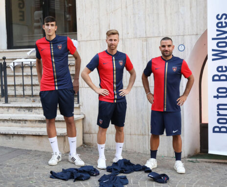 Divisa Cosenza 2023 Nike