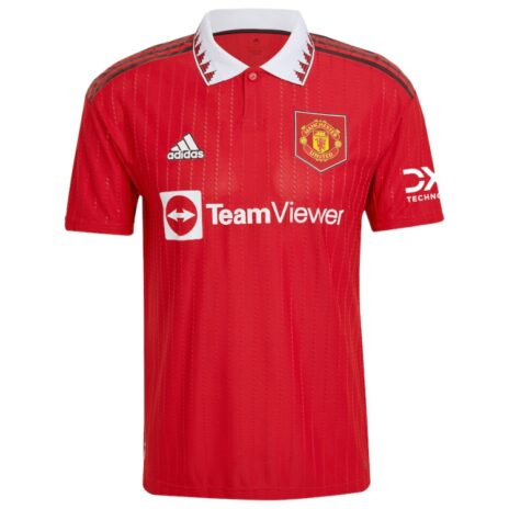 manchester-united-2022-23-fronte