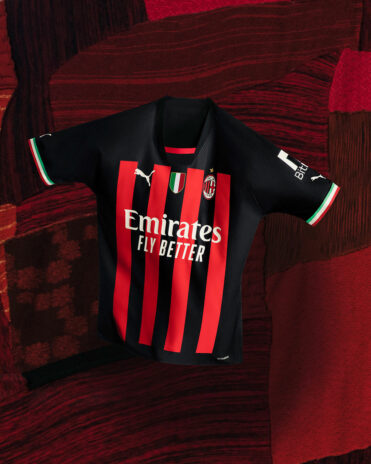 Lo scudetto sulla maglia del Milan