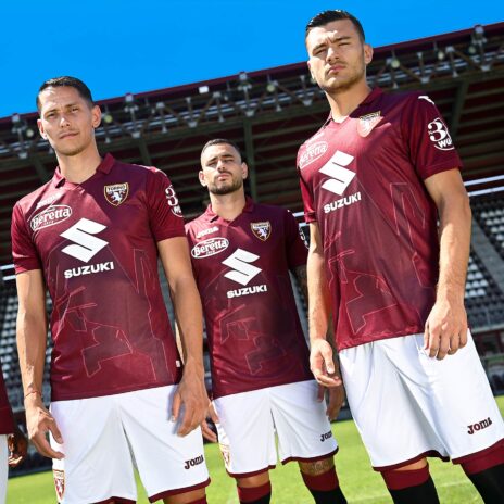 La divisa del torino 2023 firmata Joma