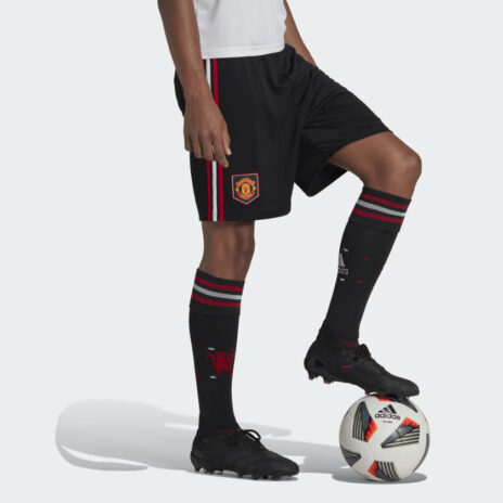 united-away-22-23-shorts