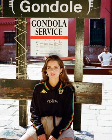 Foto maglia Venezia aspettando la gondola