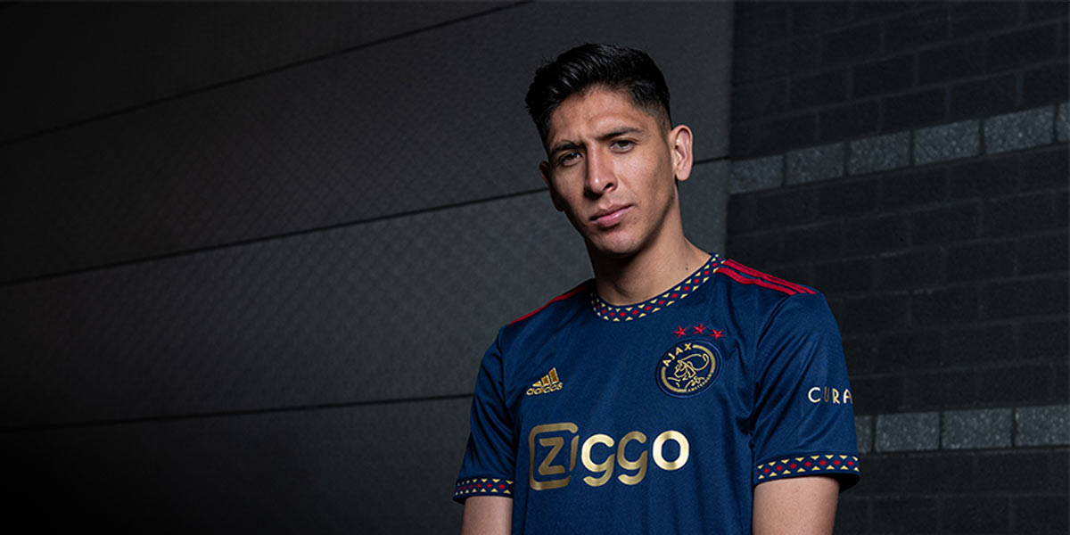 Ajax svelata la maglia away 2022-2023
