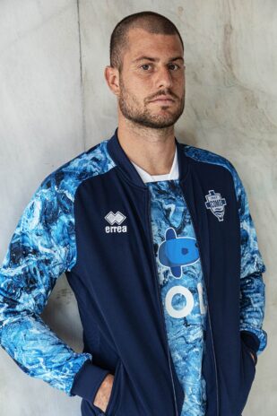 La giacca del como firmata erreà