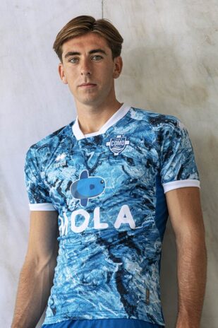 La nuova maglia del como 2023
