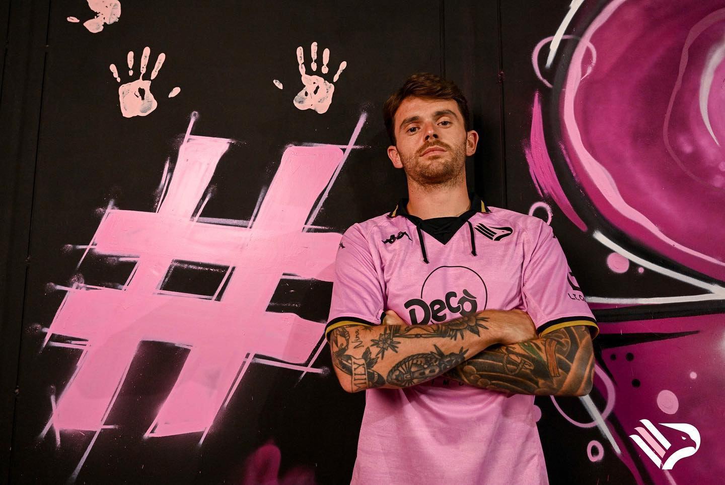 Palermo, adesso è ufficiale: Puma torna a vestire le maglie rosanero dopo  dieci anni