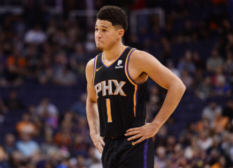 La divisa Alternate dei Suns con la sigla PHX