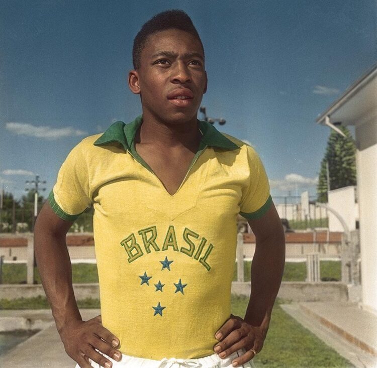 Pele maglia Brasil stelle