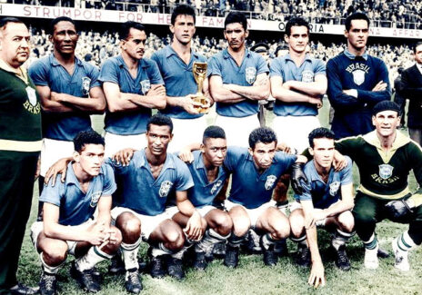 Il Brasile 1958 con la maglia blu away