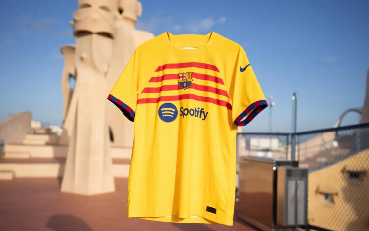 La maglia senyera del Barcellona gialla