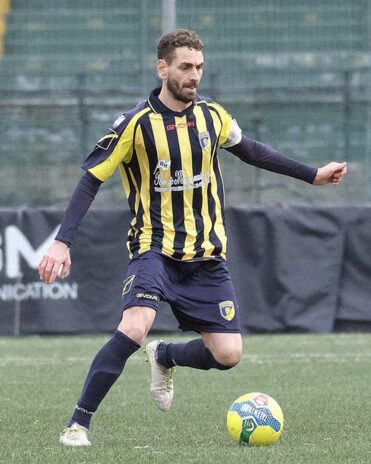Prima maglia giugliano calcio serie c 2022-2023