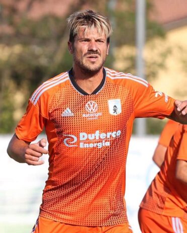 Terza maglia Virtus Entella arancione Serie C
