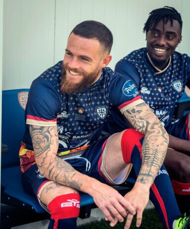 Kit Cagliari calcio per Sant'Efisio