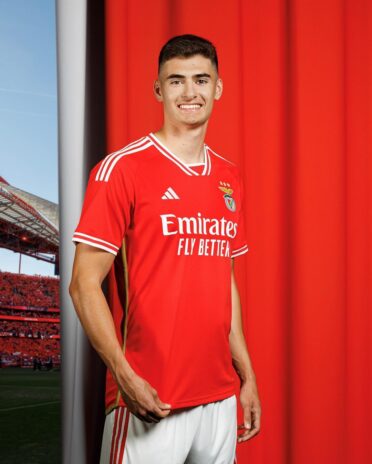 Divisa Benfica Adidas rossa 2023-24