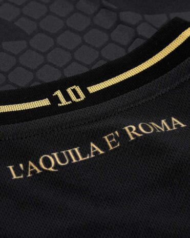 Slogan L'aquila è Roma