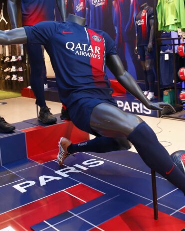 Il kit del PSG nello store ufficiale