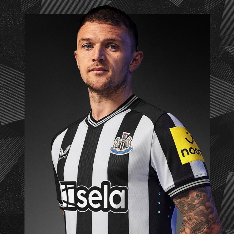 La nuova divisa del Newcastle firmata Castore
