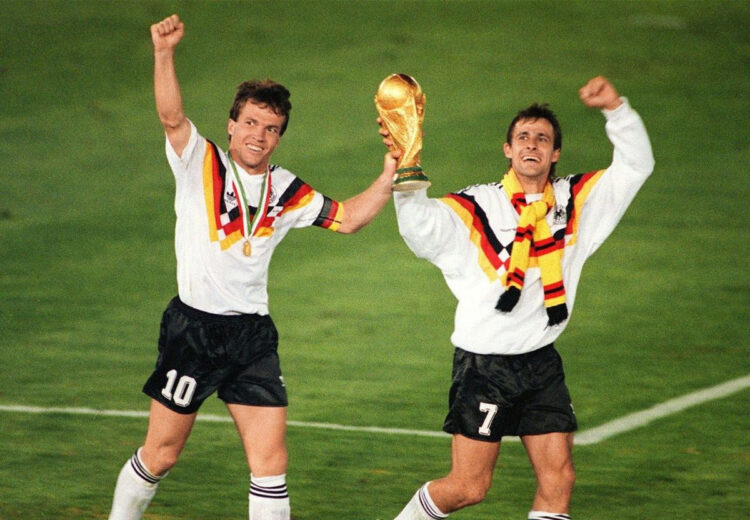 La Germania con la Coppa del Mondo 1990