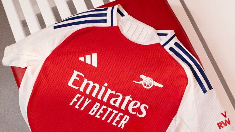 Il cannone torna sulla maglia dell'Arsenal 2024-2025