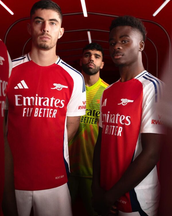 Kit Arsenal home 2024-2025