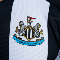 newcastle_home_24_25_dett1