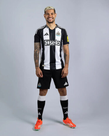 newcastle_home_24_25_player5