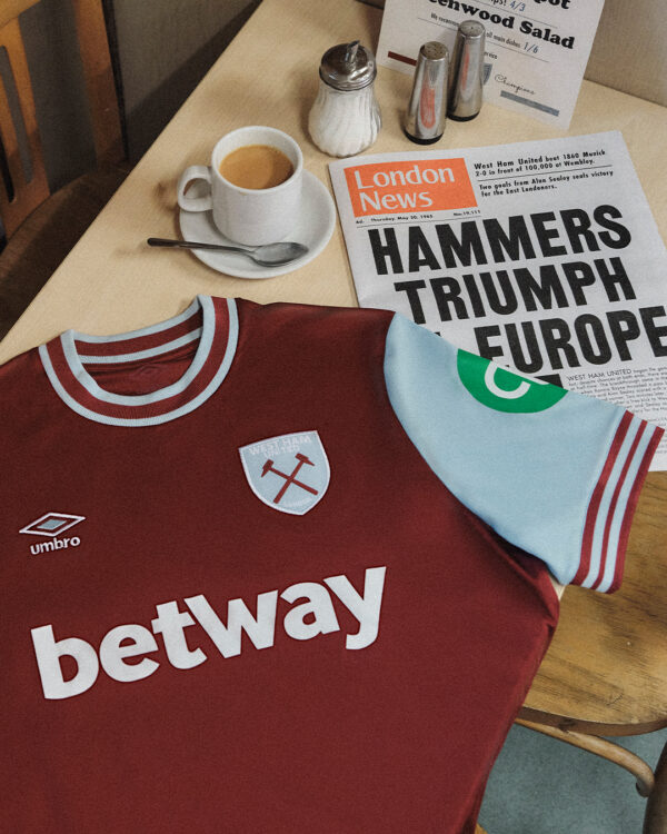 West Ham home 24-25 dettaglio