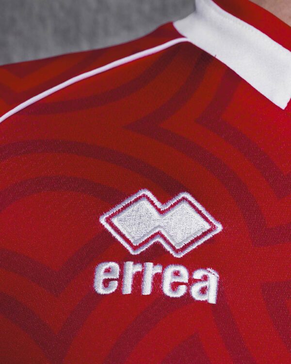 Logo Erreà sulla maglia away del bari