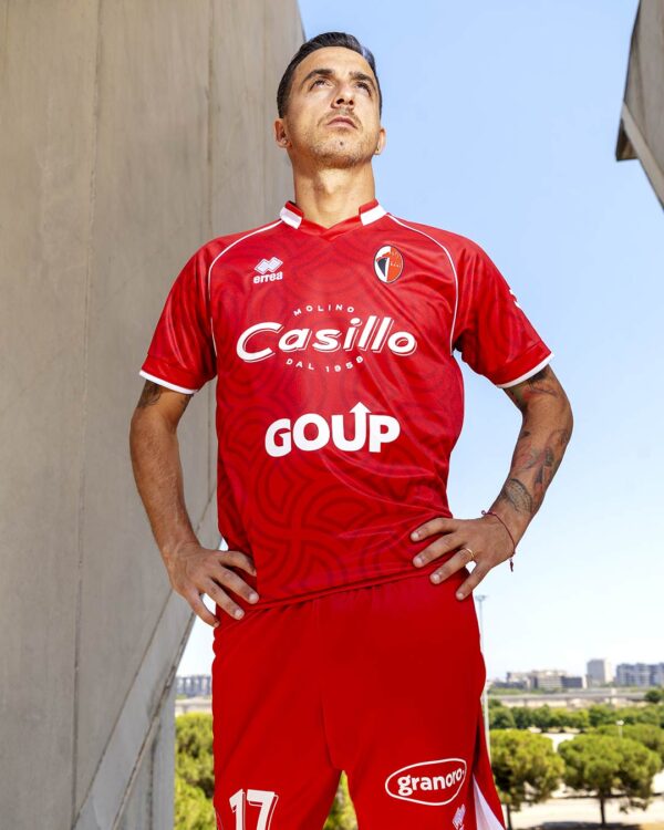 Divisa away bari rossa 2024-2025